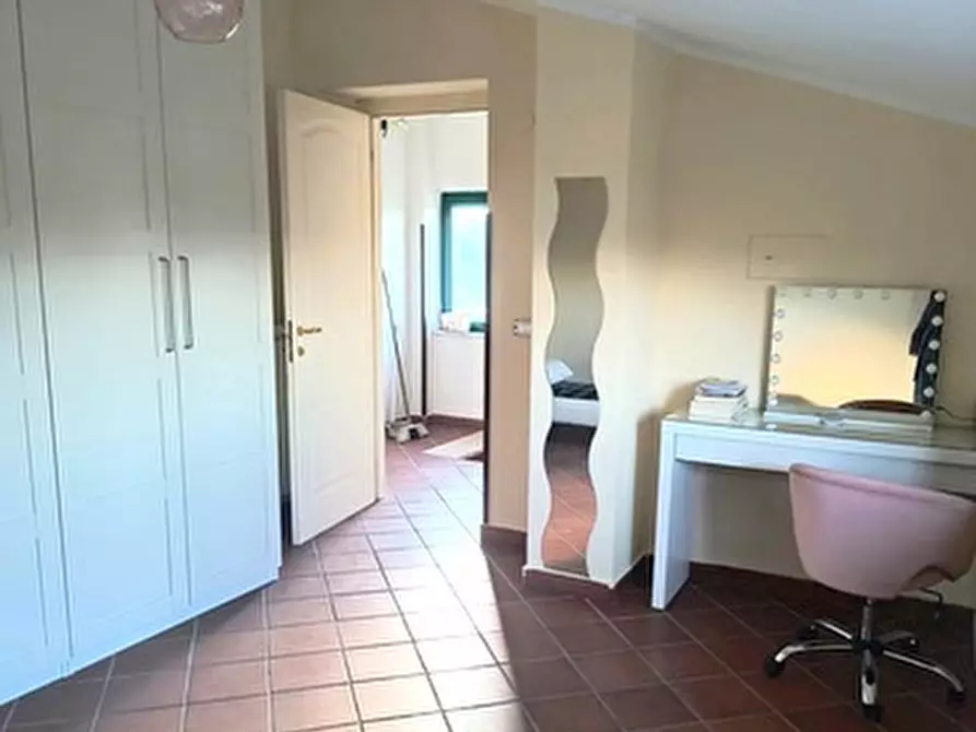 Immagine 34 di Casa quadrifamiliare in vendita  in Via tore II traversa a Dugenta