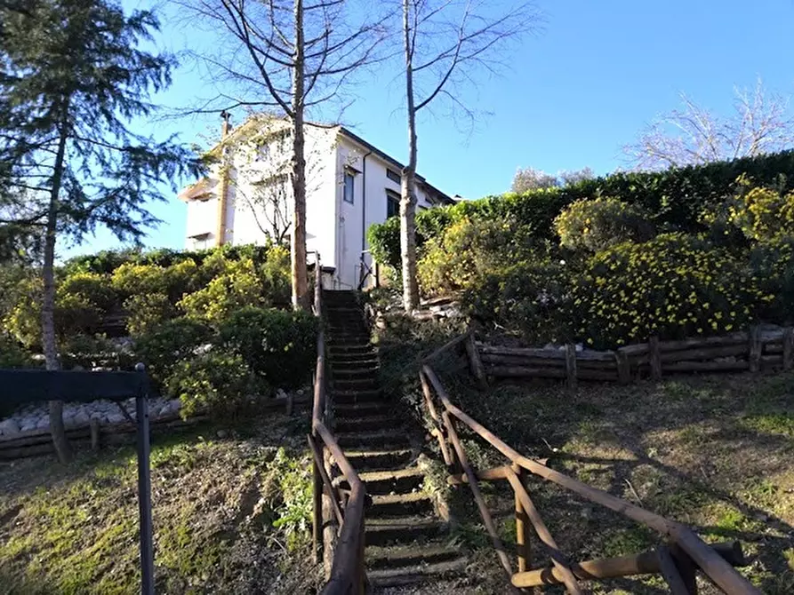 Immagine 2 di Casa quadrifamiliare in vendita  in Via tore II traversa a Dugenta