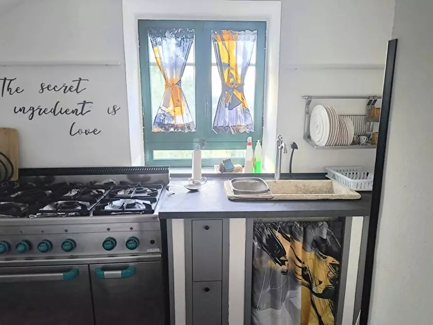 Immagine 24 di Casa quadrifamiliare in vendita  in Via tore II traversa a Dugenta