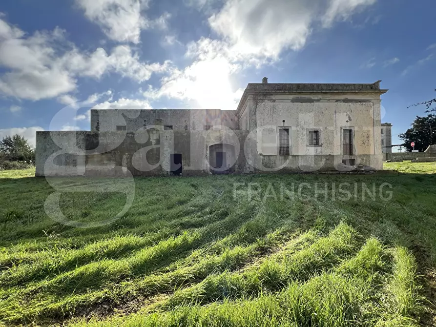 Immagine 32 di Villa in vendita  in Via stazione, snc a Zollino