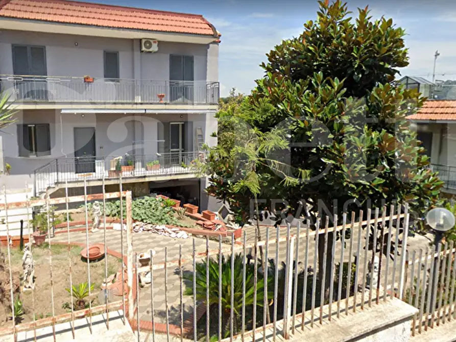Immagine 18 di Villa in vendita  in Contrada sartania a pianura a Napoli