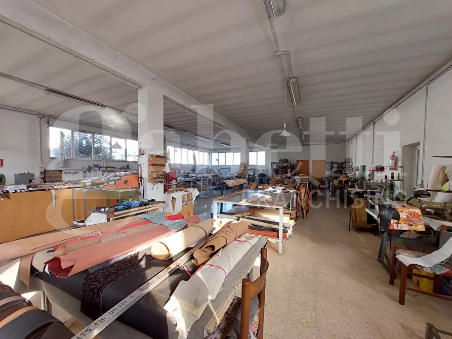 Immagine 8 di Capannone industriale in vendita  in Via Magellano, 4 a Sant'omero