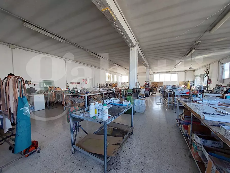 Immagine 9 di Capannone industriale in vendita  in Via Magellano, 4 a Sant'omero