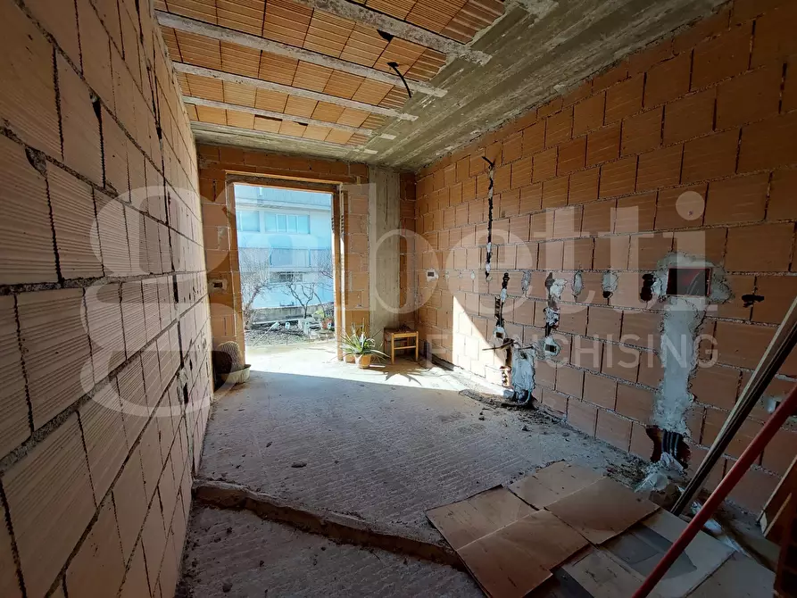 Immagine 6 di Casa bifamiliare in vendita  in Via Cristoforo Colombo, 3 a Sant'omero