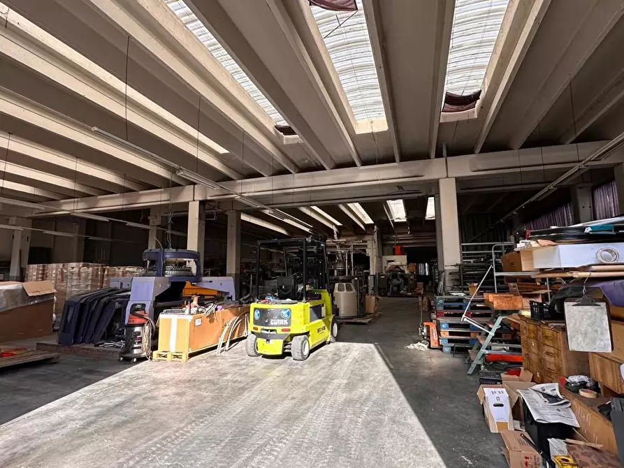 Immagine 10 di Capannone industriale in vendita  in Via PER CASTELLANZA, 37 a Legnano