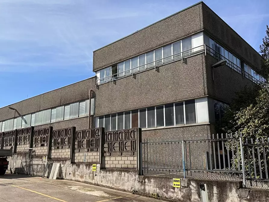 Immagine 1 di Capannone industriale in vendita  in Via PER CASTELLANZA, 37 a Legnano