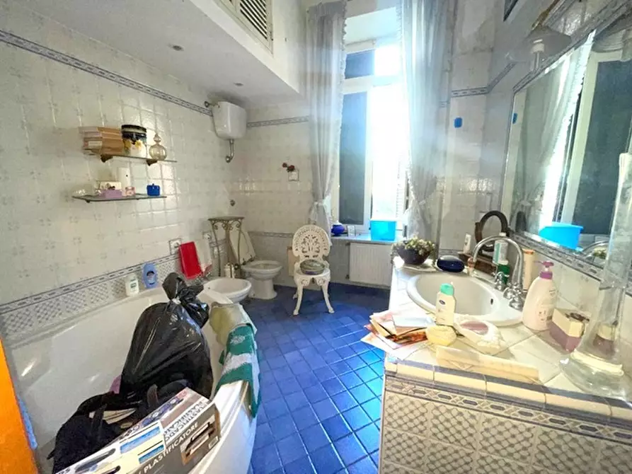 Immagine 21 di Appartamento in vendita  in Via Michele Guadagno a Napoli