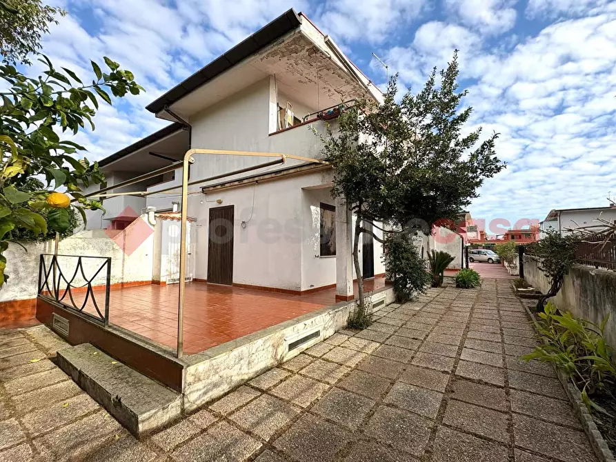 Immagine 2 di Villetta a schiera in vendita  in Via TEODORICO, 54 a Terracina
