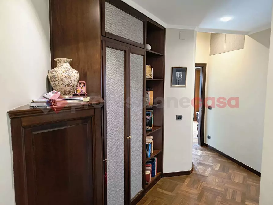 Immagine 3 di Appartamento in vendita  in Corso Garibaldi, sopra upim, 401 a Reggio Di Calabria