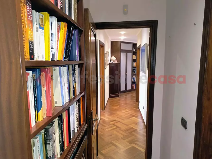 Immagine 4 di Appartamento in vendita  in Corso Garibaldi, sopra upim, 401 a Reggio Di Calabria