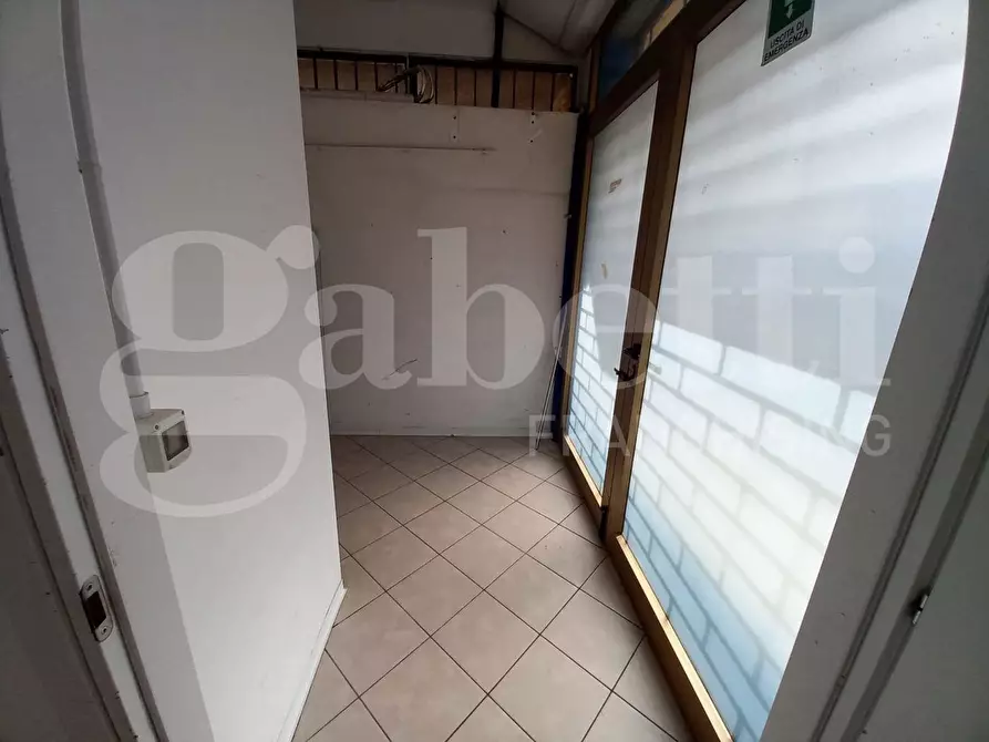 Immagine 2 di Negozio in affitto  in Via BORGO SAN GIOVANNI - VIA GRANATIERI DI SARDEGNA, 00 a Chioggia