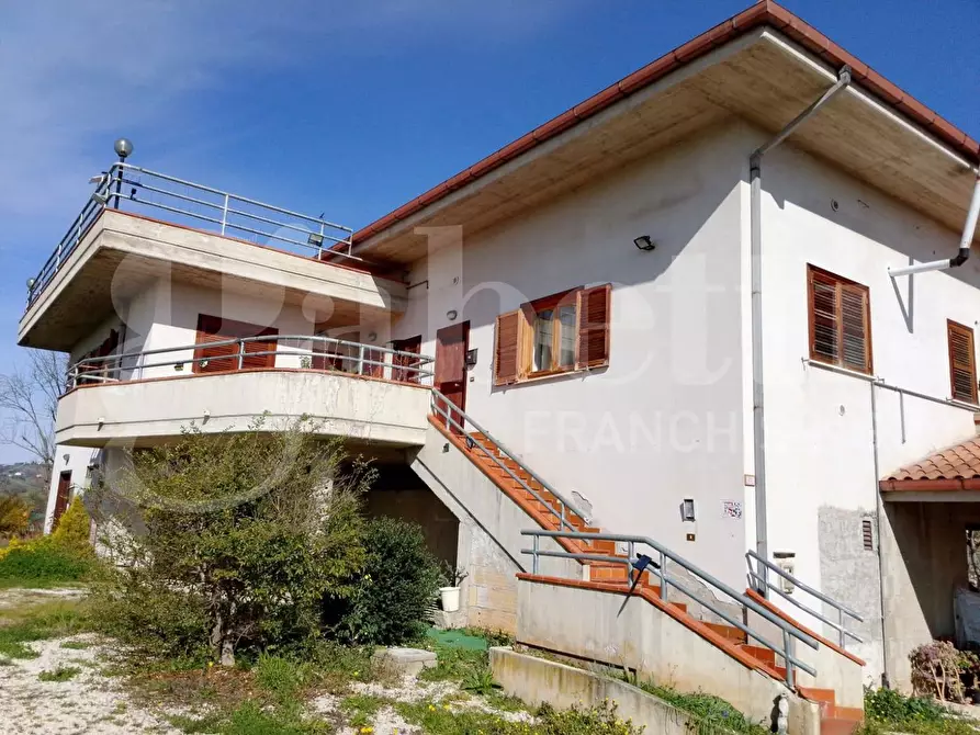 Immagine 1 di Casa quadrifamiliare in vendita  in Viale Piane di San Donato, 32 a Corropoli