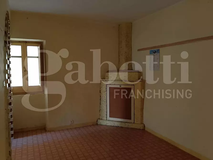 Immagine 12 di Casa indipendente in vendita  in Piazza Concezio Rosa, snc a Corropoli