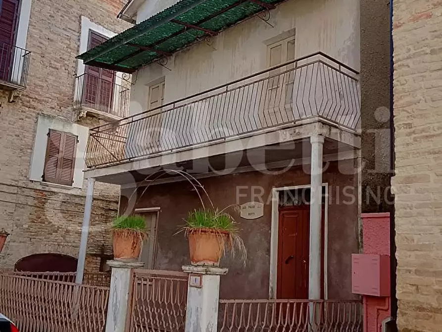 Immagine 2 di Casa indipendente in vendita  in Piazza Concezio Rosa, snc a Corropoli