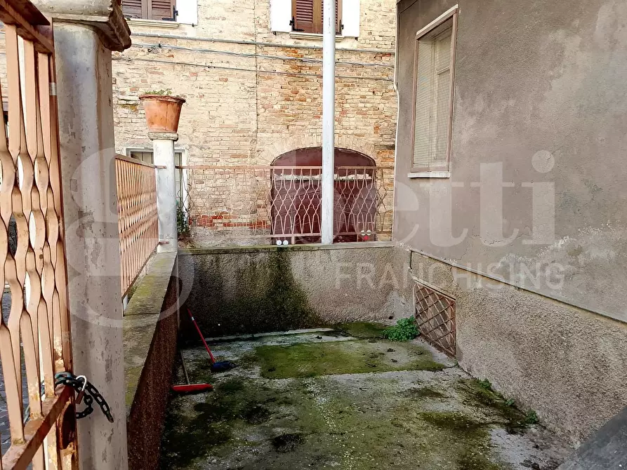 Immagine 20 di Casa indipendente in vendita  in Piazza Concezio Rosa, snc a Corropoli