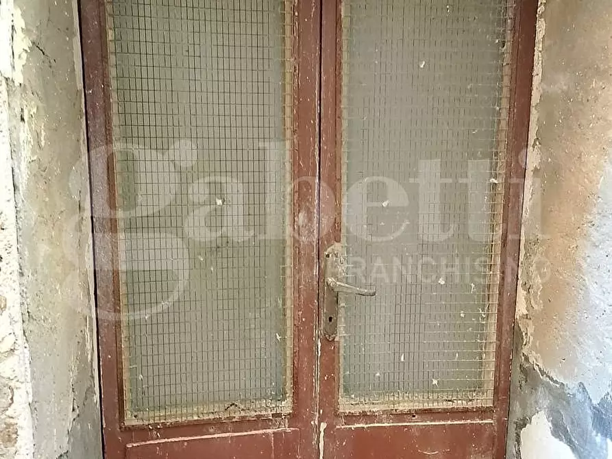 Immagine 9 di Casa indipendente in vendita  in Piazza Concezio Rosa, snc a Corropoli