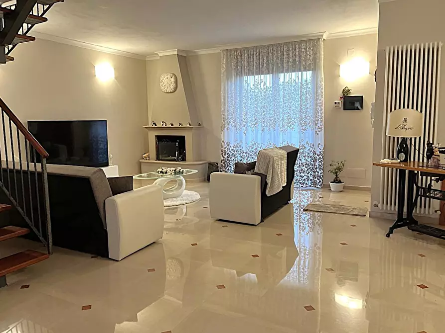 Immagine 1 di Appartamento in vendita  in Via PETRUZZI a San Severo