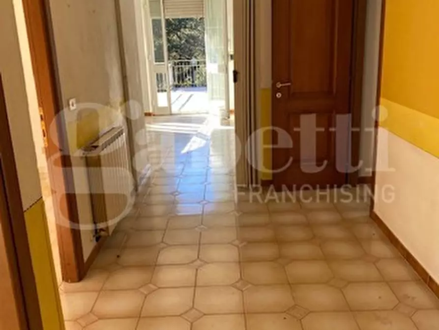 Immagine 13 di Appartamento in vendita  in Via AURELIA, 5 a Vezzano Ligure