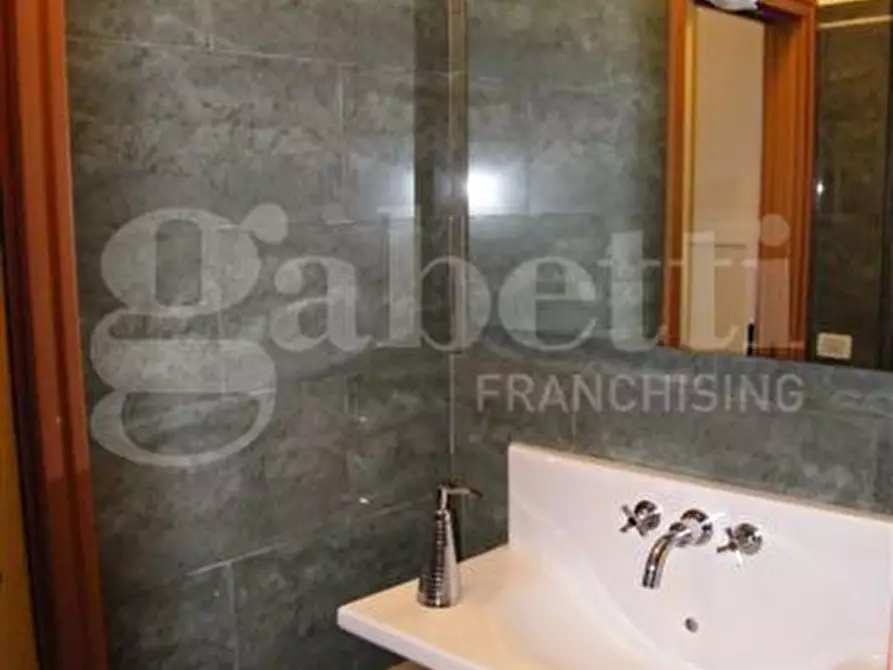 Immagine 5 di Villa in vendita  in Via FALCINELLO, 150 a Sarzana