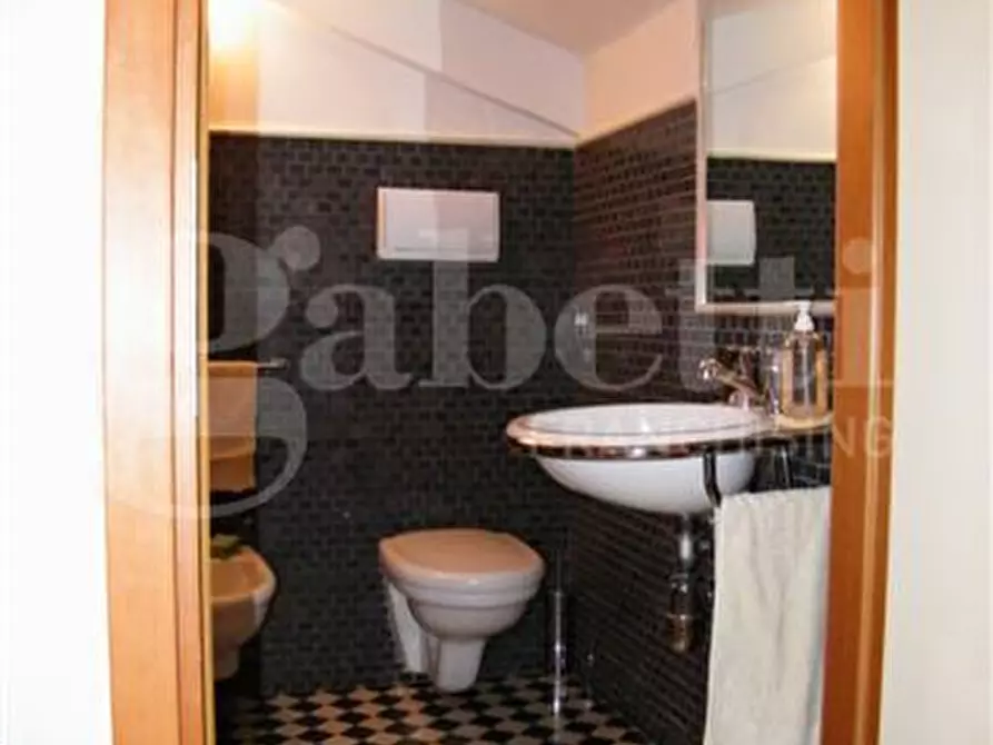 Immagine 6 di Villa in vendita  in Via FALCINELLO, 150 a Sarzana