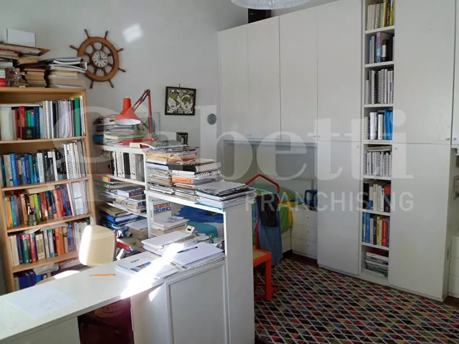 Immagine 4 di Appartamento in vendita  in Via larga, 4 a Ortonovo