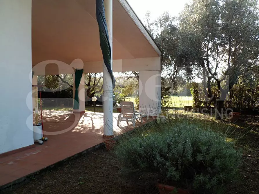 Immagine 6 di Appartamento in vendita  in Via larga, 4 a Ortonovo