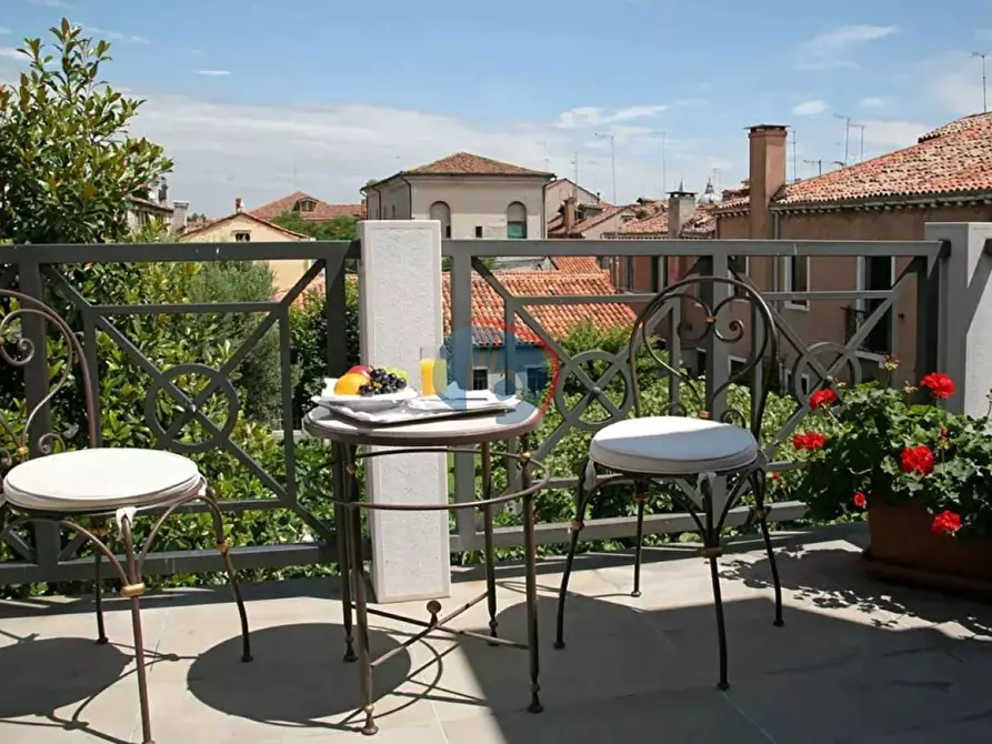 Immagine 13 di Appartamento in vendita  in Calle Ferrando, 409 a Venezia