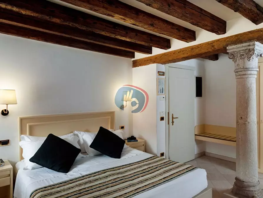 Immagine 2 di Appartamento in vendita  in Calle Ferrando, 409 a Venezia