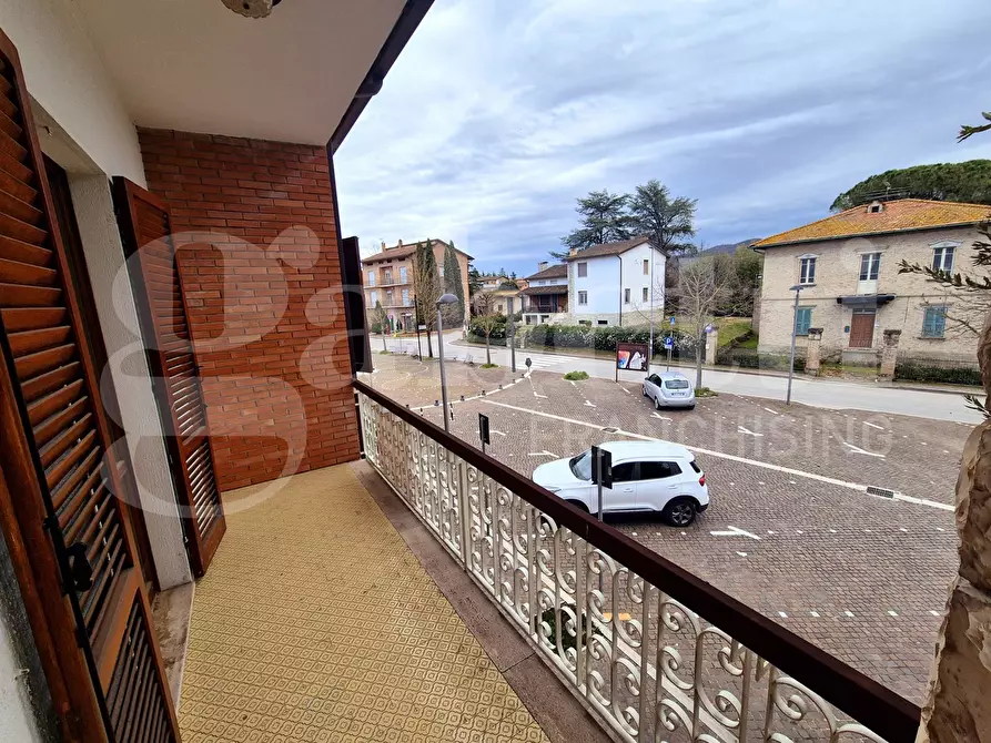 Immagine 9 di Casa indipendente in vendita  in Piazza DEL POPOLO, 3 a Bettona