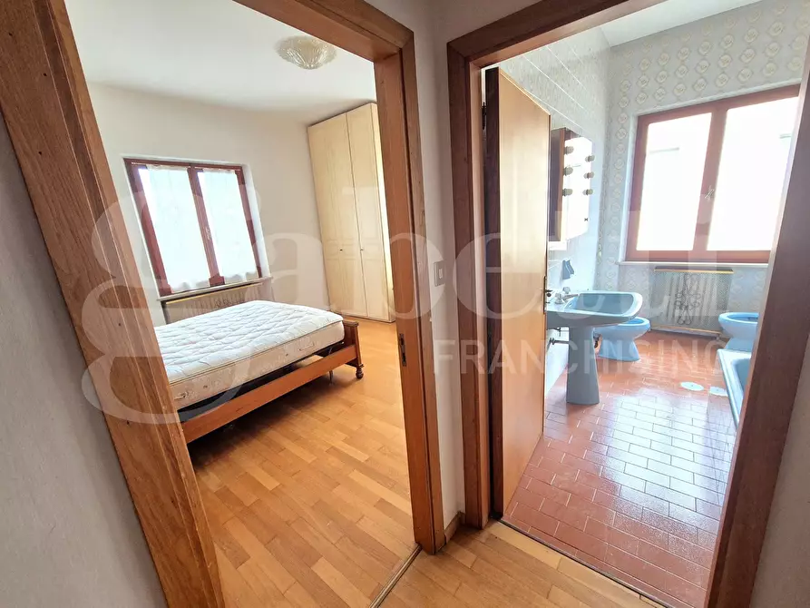 Immagine 25 di Casa indipendente in vendita  in Piazza DEL POPOLO, 3 a Bettona