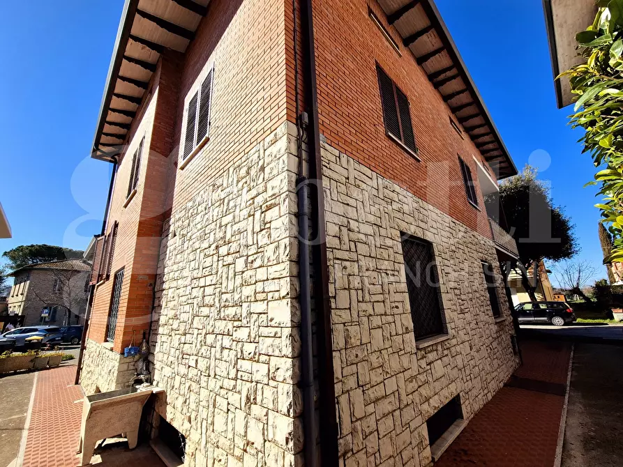 Immagine 34 di Casa indipendente in vendita  in Piazza DEL POPOLO, 3 a Bettona