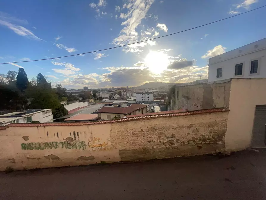 Immagine 10 di Appartamento in vendita  in Via Nuova Del Campo a Napoli