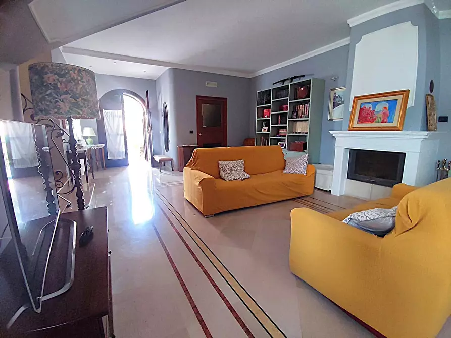 Immagine 4 di Casa indipendente in vendita  in Via CAPODAGLIO a San Severo