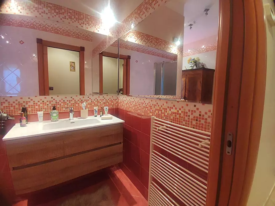 Immagine 11 di Appartamento in vendita  in Viale 2 GIUGNO a San Severo