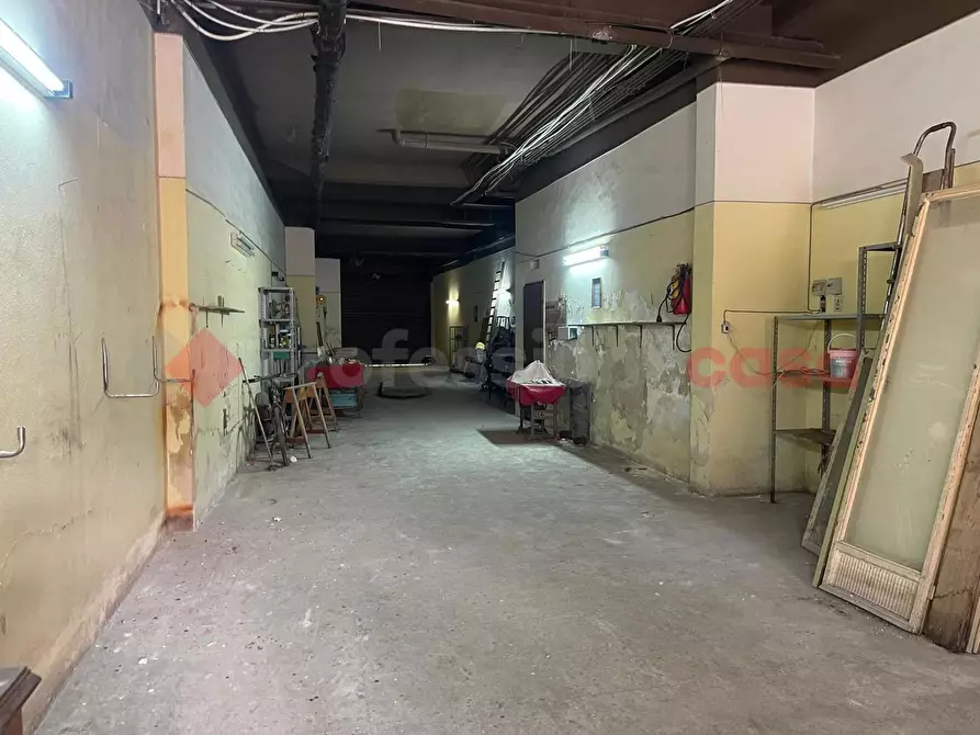 Immagine 6 di Magazzino in vendita  in Viale epipoli, 55 a Siracusa