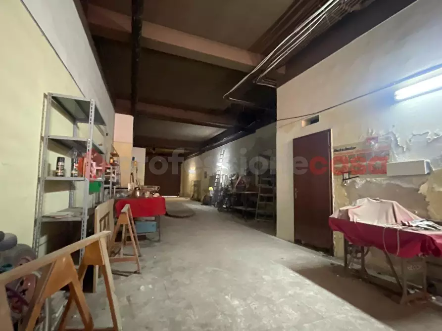 Immagine 9 di Magazzino in vendita  in Viale epipoli, 55 a Siracusa