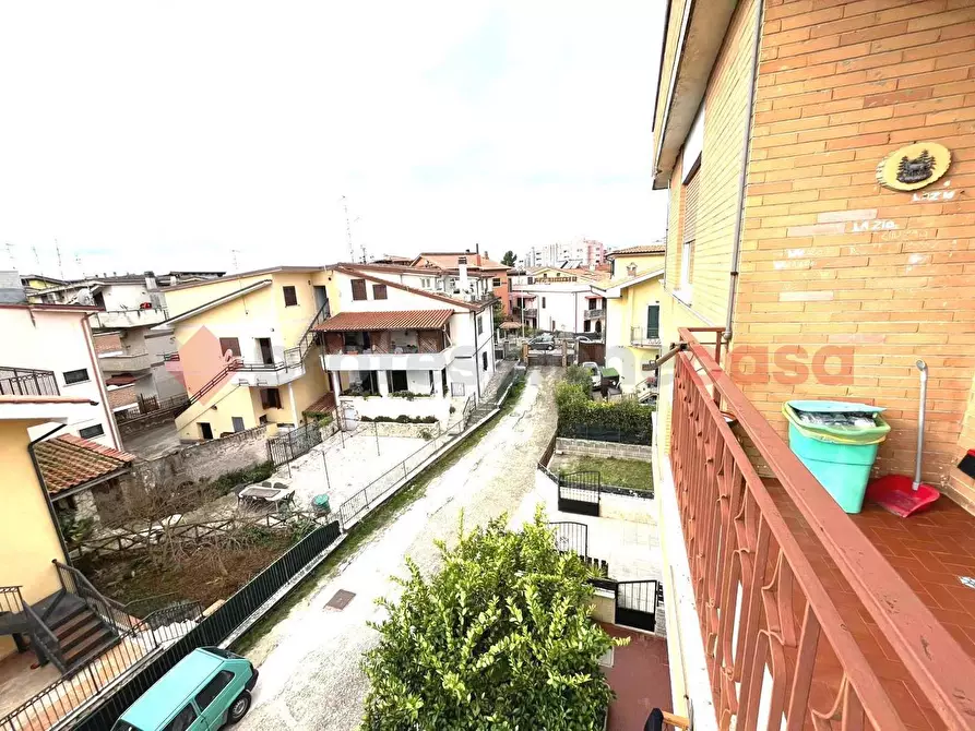 Immagine 15 di Appartamento in vendita  in Via Giuseppe Garibaldi a Guidonia Montecelio