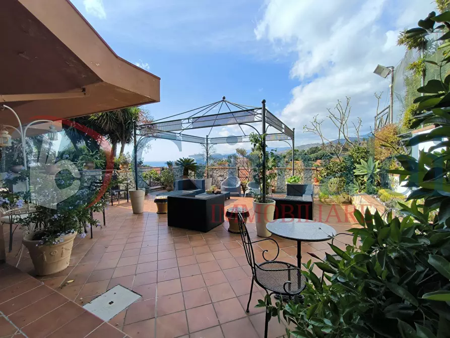 Immagine 12 di Villa in vendita  in Via Baronato del Pellegrino a Messina