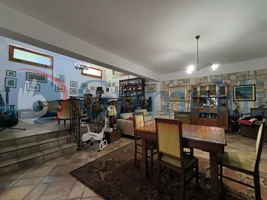 Immagine 25 di Villa in vendita  in Via Baronato del Pellegrino a Messina