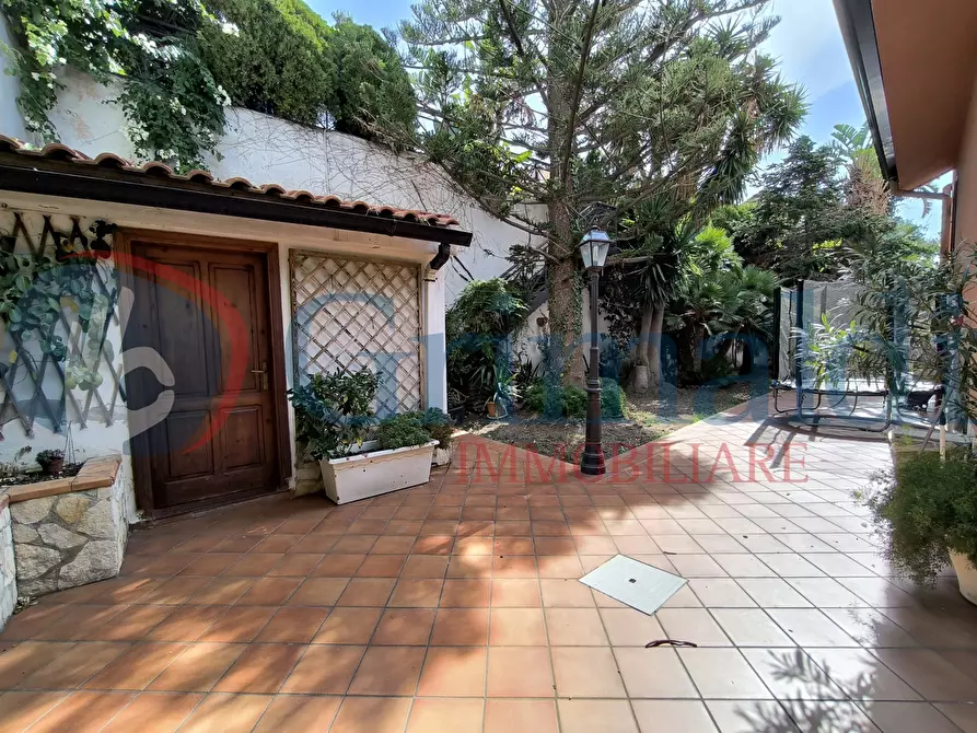 Immagine 10 di Villa in vendita  in Via Baronato del Pellegrino a Messina
