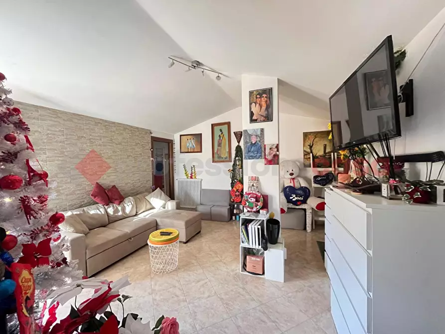 Immagine 14 di Appartamento in vendita  in Via Delle Peschie, 26 a San Polo Dei Cavalieri