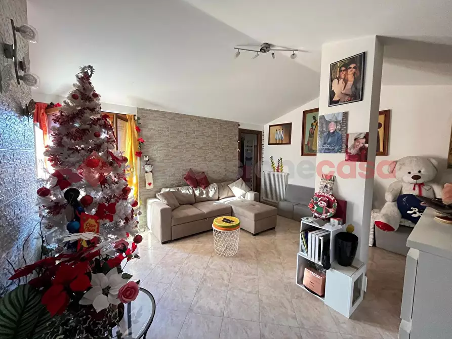 Immagine 11 di Appartamento in vendita  in Via Delle Peschie, 26 a San Polo Dei Cavalieri