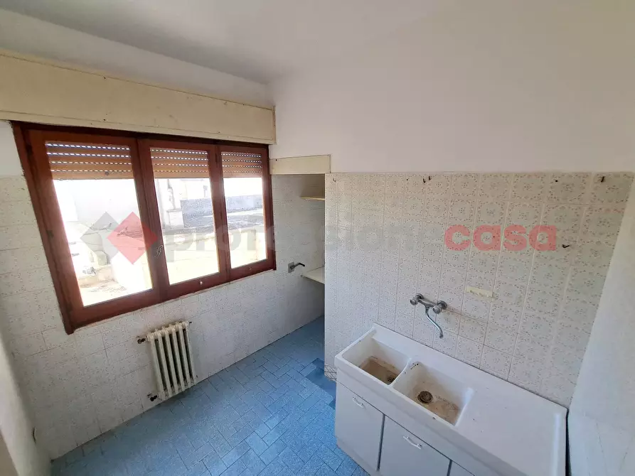 Immagine 4 di Appartamento in vendita  in Piazza Umberto I a Poggiardo