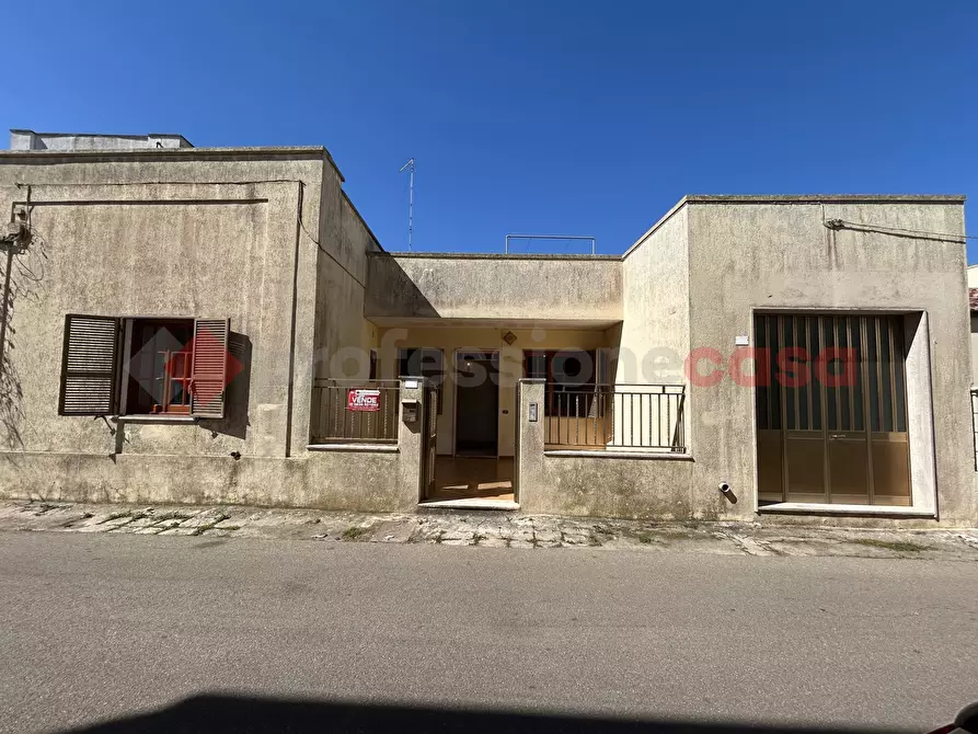 Immagine 1 di Casa indipendente in vendita  in Via tripoli a Santa Cesarea Terme