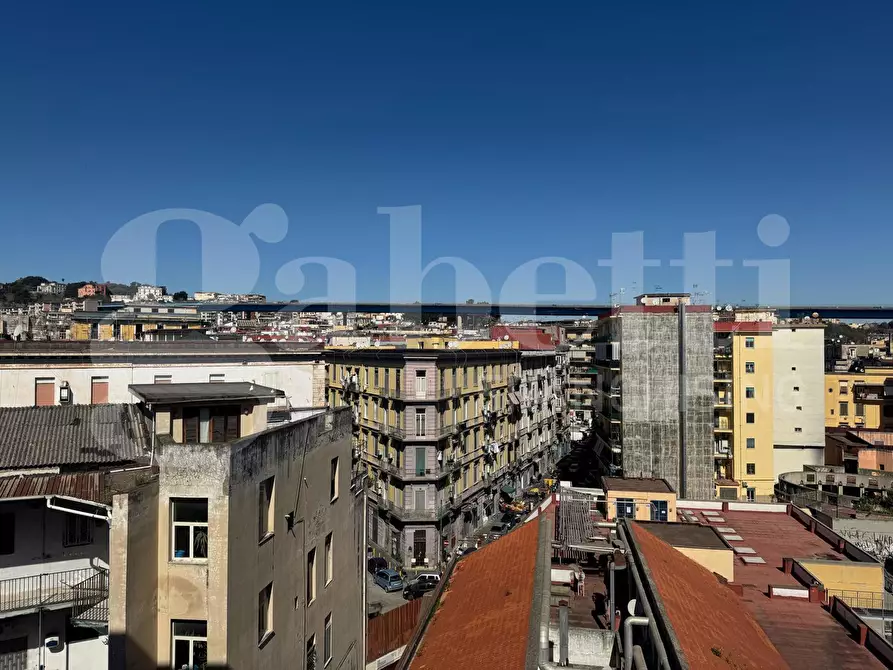 Immagine 1 di Appartamento in vendita  in Via sant'eframo vecchio a Napoli