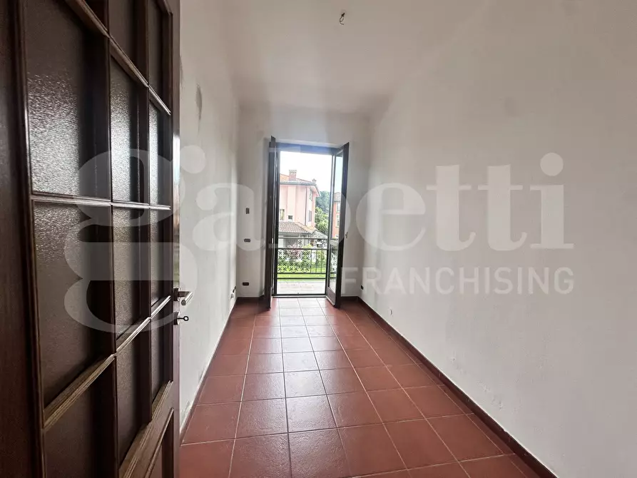 Immagine 30 di Villa in vendita  in Via Roma, snc a Eupilio
