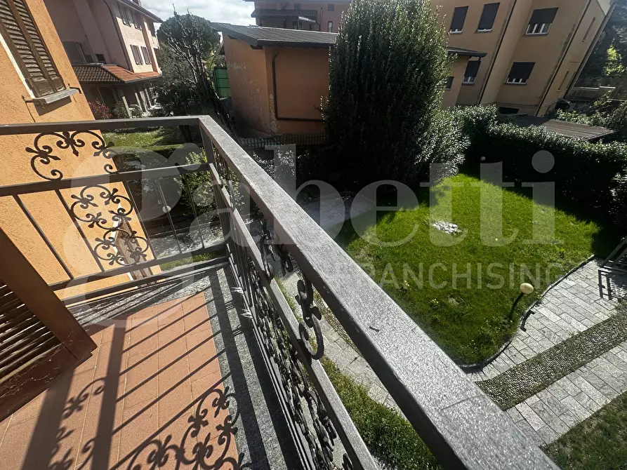 Immagine 16 di Villa in vendita  in Via Roma, snc a Eupilio