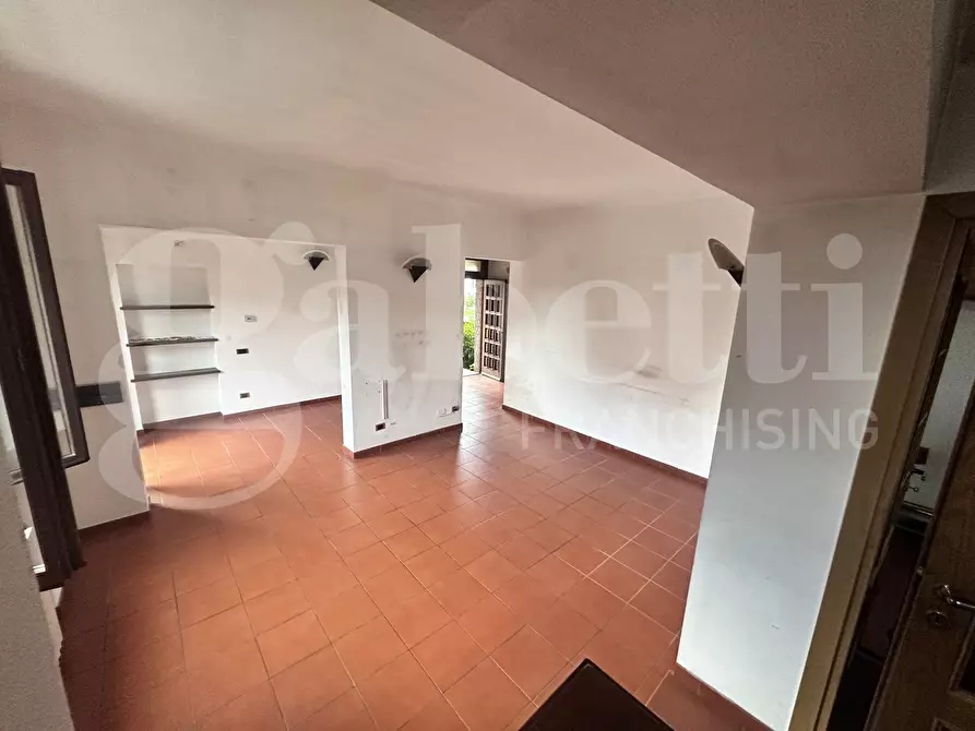 Immagine 35 di Villa in vendita  in Via Roma, snc a Eupilio