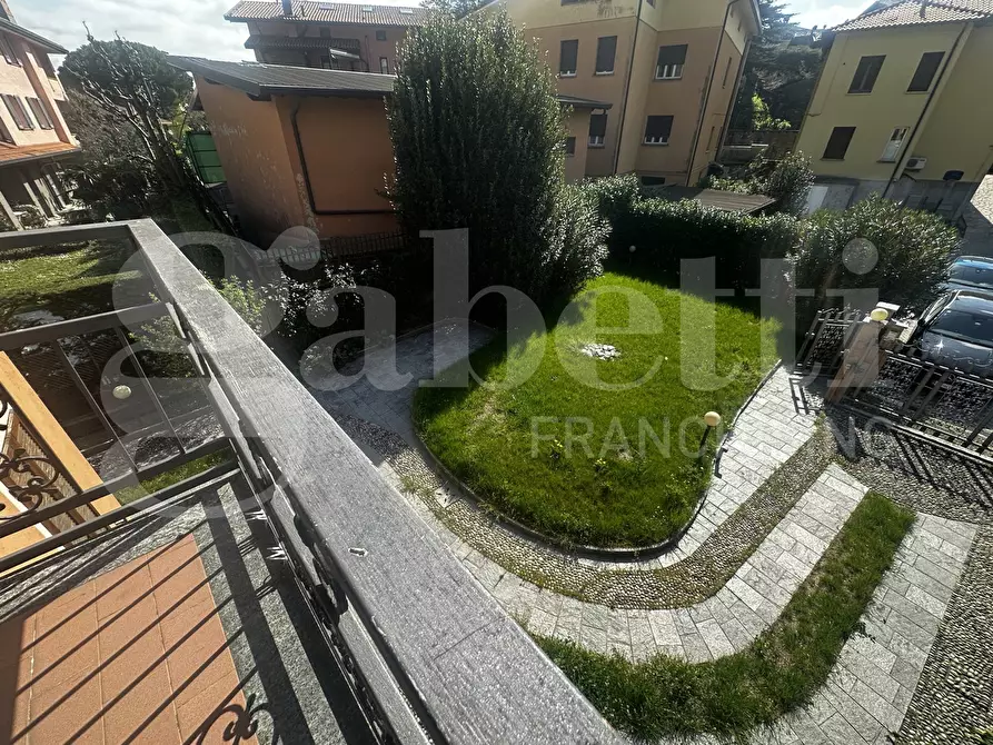 Immagine 14 di Villa in vendita  in Via Roma, snc a Eupilio
