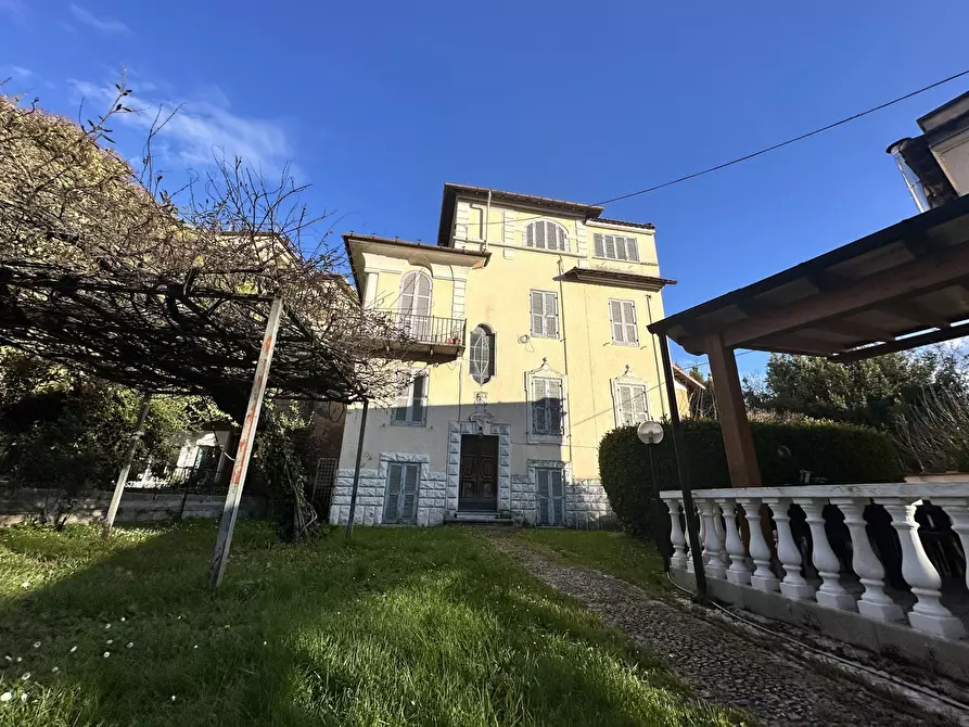 Immagine 4 di Palazzo in vendita  in Via GORIZIA, 27 a Fiuggi